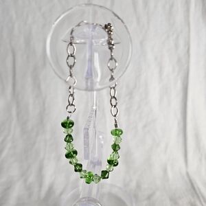 Elegant Green Beaded Bracelet